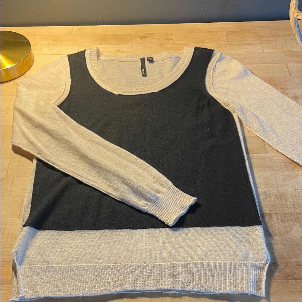Joe's Jeans 100% Cashmere Sweater!